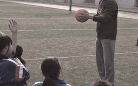 如何通过合理的营养补充来支持篮球恢复训练?_1